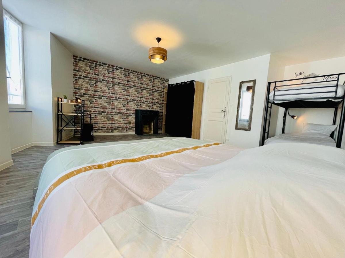 La Carree Des Amis Villa Lusignan Екстериор снимка