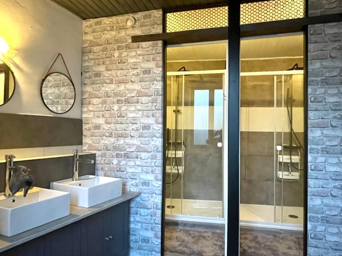 La Carree Des Amis Villa Lusignan Екстериор снимка